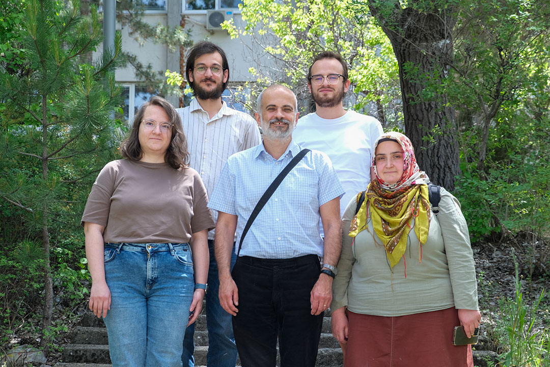 Altuğ Özpineci with his research group